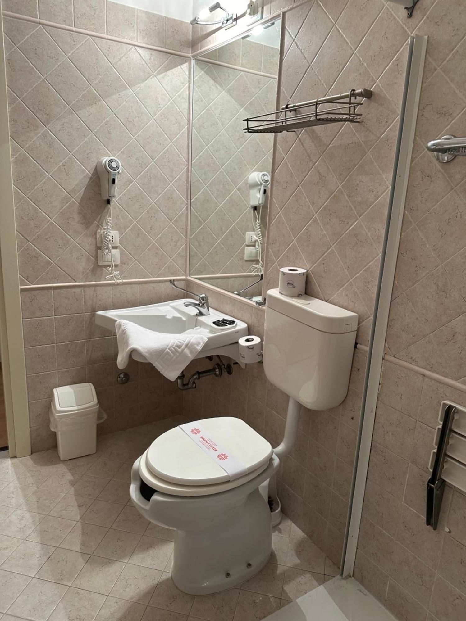 Nauthotel Градо Екстериор снимка