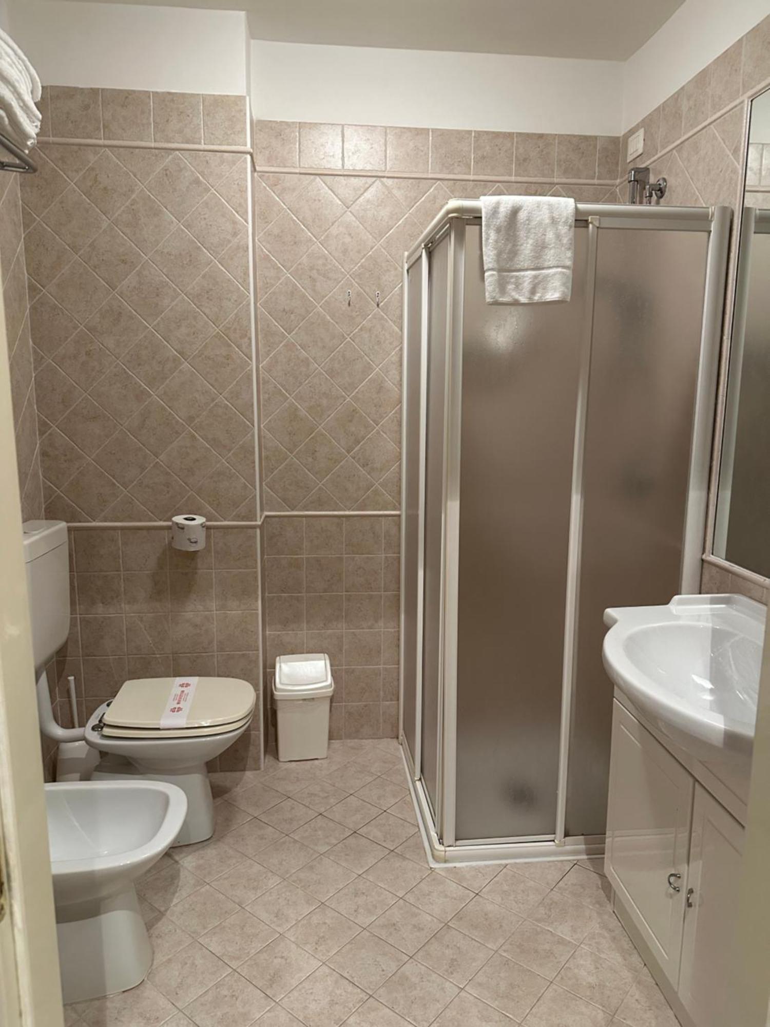 Nauthotel Градо Екстериор снимка